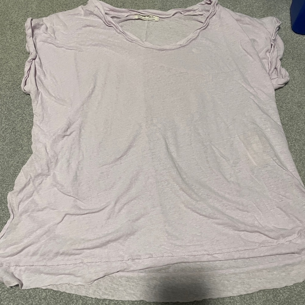 Free people we the free light purple linen under the sun tee. Size medium.